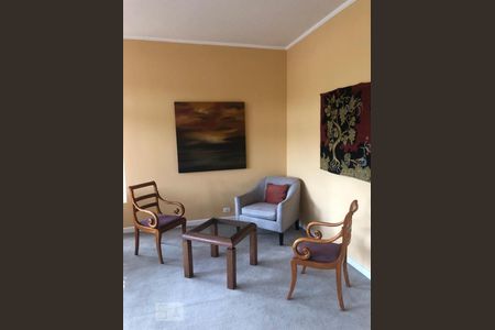 Casa para alugar com 440m², 4 quartos e 3 vagas Casa para alugar com 440m², 4 quartos e 3 vagasArea de Estar