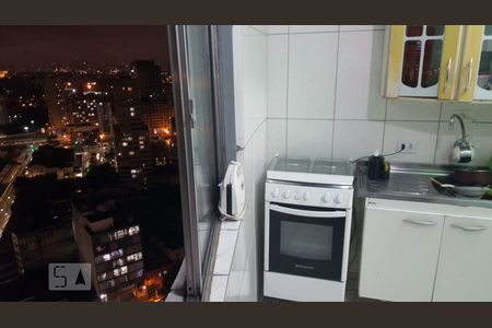 Cozinha de apartamento para alugar com 1 quarto, 54m² em Santa Efigênia, São Paulo