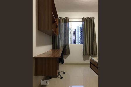 Quarto de apartamento para alugar com 2 quartos, 57m² em Setor Bueno, Goiânia