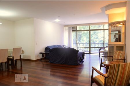 Sala de apartamento à venda com 4 quartos, 210m² em Barra da Tijuca, Rio de Janeiro