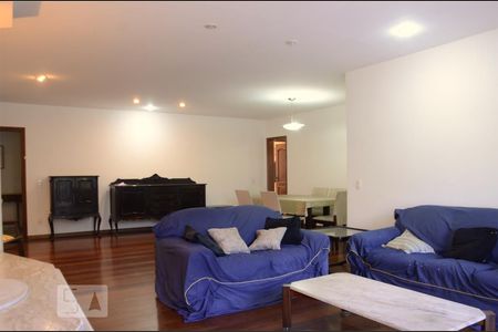 Sala de apartamento à venda com 4 quartos, 210m² em Barra da Tijuca, Rio de Janeiro