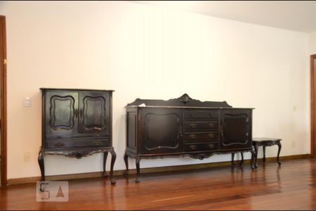 Detalhe Sala de apartamento à venda com 4 quartos, 210m² em Barra da Tijuca, Rio de Janeiro