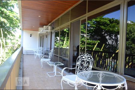 Varanda de apartamento à venda com 4 quartos, 210m² em Barra da Tijuca, Rio de Janeiro