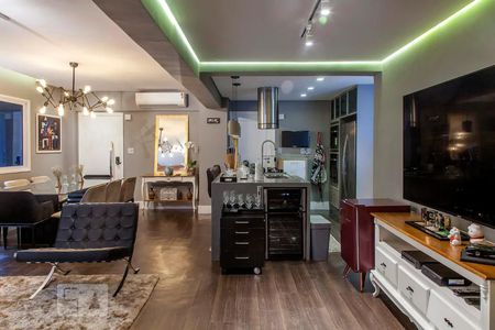 Apartamento para alugar com 110m², 3 quartos e 1 vaga Apartamento para alugar com 110m², 3 quartos e 1 vagaSala