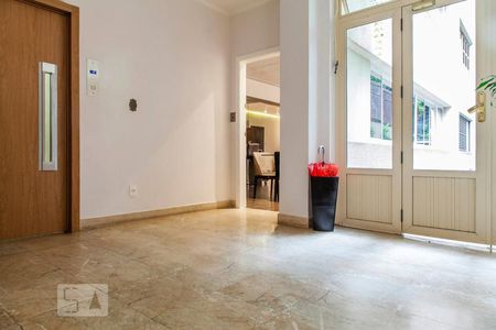 Apartamento para alugar com 110m², 3 quartos e 1 vaga Apartamento para alugar com 110m², 3 quartos e 1 vagaHall