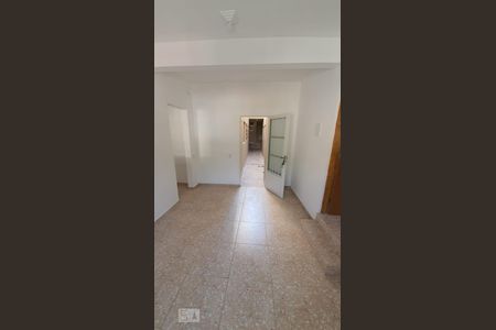 Sala de casa para alugar com 1 quarto, 40m² em Vila Caraguatá, São Paulo