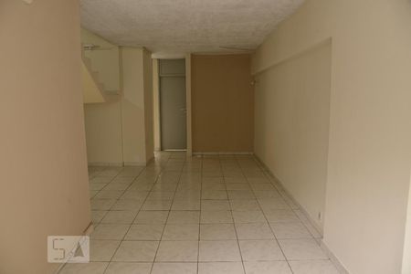 Sala de apartamento para alugar com 2 quartos, 60m² em Taquara, Rio de Janeiro