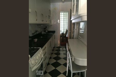 Cozinha de apartamento à venda com 3 quartos, 100m² em Jardim Ampliação, São Paulo