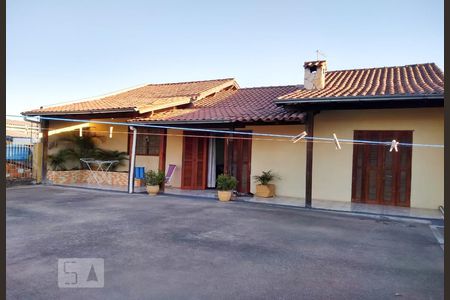 Casa à venda com 4 quartos, 250m² em Canudos, Novo Hamburgo