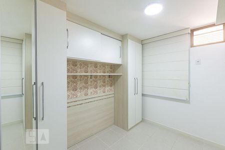 Suite  de apartamento à venda com 2 quartos, 58m² em Badu, Niterói