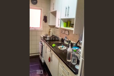 Cozinha de apartamento à venda com 3 quartos, 81m² em Ponte Preta, Campinas