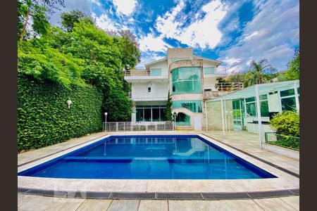 Piscina de casa à venda com 5 quartos, 871m² em Cidade Jardim, São Paulo