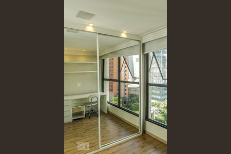 Studio à venda com 80m², 1 quarto e 1 vaga