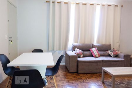 Sala de apartamento para alugar com 3 quartos, 75m² em Aclimação, São Paulo