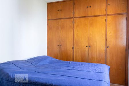 Quarto 1 de apartamento para alugar com 3 quartos, 75m² em Aclimação, São Paulo