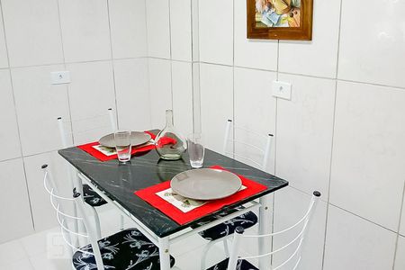 Cozinha de casa à venda com 2 quartos, 80m² em Vila Regente Feijó, São Paulo