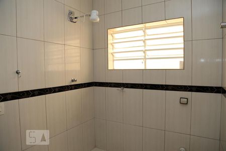 Banheiro de apartamento para alugar com 2 quartos, 80m² em Jardim Monte Alegre, Taboão da Serra