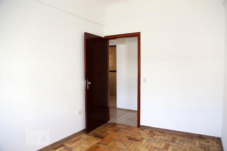 Quarto 1 de apartamento para alugar com 2 quartos, 80m² em Jardim Monte Alegre, Taboão da Serra
