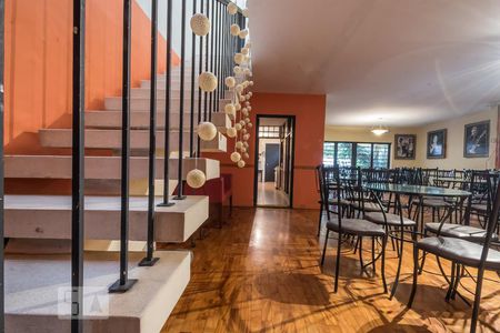 Sala de casa à venda com 5 quartos, 1000m² em Campo Belo, São Paulo