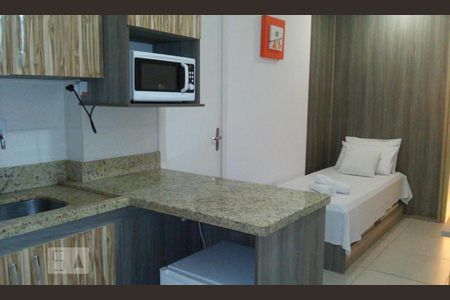 Sala/Cozinha de apartamento para alugar com 1 quarto, 40m² em Centro Histórico, Porto Alegre