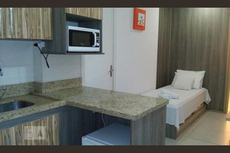 Sala/Cozinha de apartamento para alugar com 1 quarto, 40m² em Centro Histórico, Porto Alegre