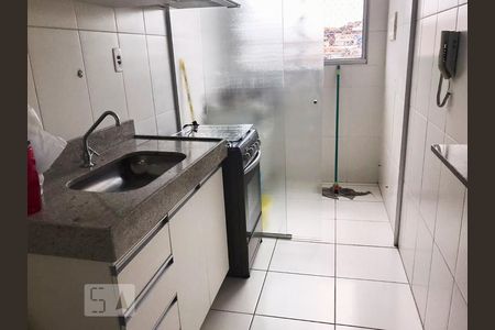 Cozinha de apartamento para alugar com 2 quartos, 58m² em Taboão, São Bernardo do Campo