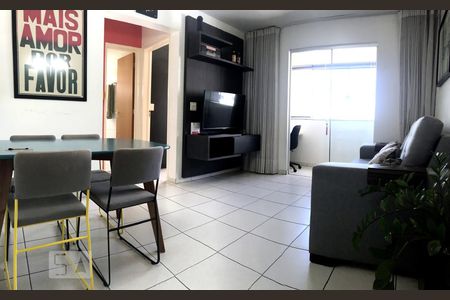 Sala de apartamento para alugar com 2 quartos, 58m² em Residencial Eldorado, Goiânia