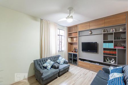 Sala de apartamento para alugar com 2 quartos, 58m² em Icaraí, Niterói