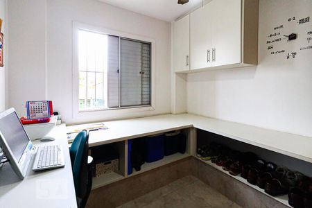 Quarto 1 de apartamento para alugar com 2 quartos, 56m² em Vila Anhangüera, São Paulo