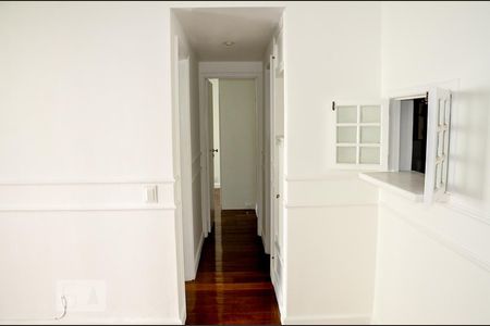 Corredor de apartamento para alugar com 2 quartos, 85m² em Botafogo, Rio de Janeiro