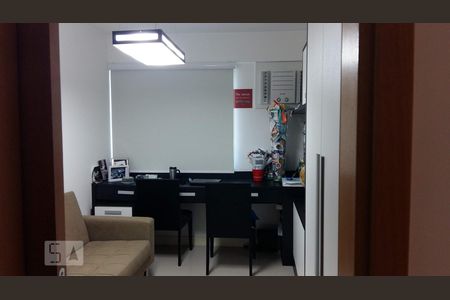 Quarto 02 - Escritório com Sofá Cama de apartamento para alugar com 2 quartos, 100m² em Barra da Tijuca, Rio de Janeiro