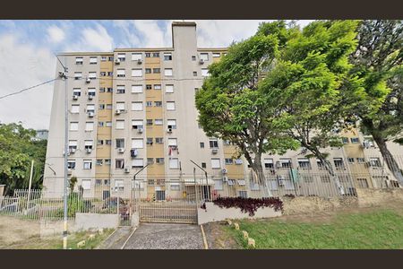 Fachada de apartamento para alugar com 3 quartos, 71m² em Jardim Itu Sabará, Porto Alegre