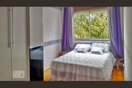 Dormiitorio 2 de apartamento para alugar com 3 quartos, 71m² em Jardim Itu Sabará, Porto Alegre