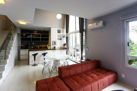 Sala  de kitnet/studio à venda com 1 quarto, 84m² em Paraíso do Morumbi, São Paulo