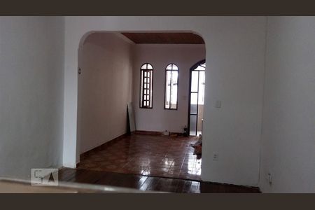 Quarto de casa para alugar com 2 quartos, 137m² em Carandiru, São Paulo