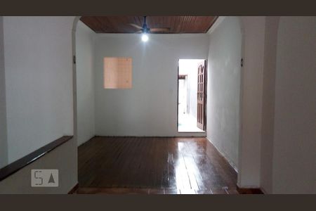 Sala de casa para alugar com 2 quartos, 137m² em Carandiru, São Paulo