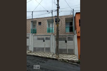 Fachada de casa para alugar com 2 quartos, 55m² em Vila Jacuí, São Paulo