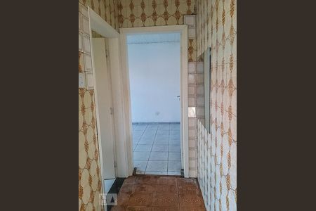 Corredor de casa para alugar com 2 quartos, 107m² em Cerâmica, São Caetano do Sul