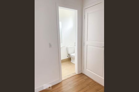 Lavabo de casa de condomínio para alugar com 3 quartos, 200m² em Parque Renato Maia, Guarulhos