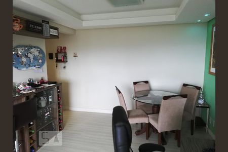 Sala de apartamento para alugar com 2 quartos, 64m² em Jardim Carvalho, Porto Alegre