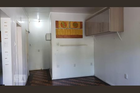 Sala de apartamento para alugar com 1 quarto, 34m² em Floresta, Porto Alegre