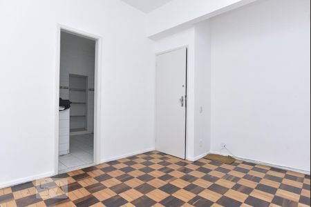 Sala de apartamento para alugar com 2 quartos, 70m² em Portuguesa, Rio de Janeiro