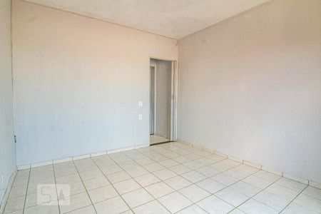 Quarto de casa para alugar com 2 quartos, 70m² em Vila Paulicéia, São Paulo