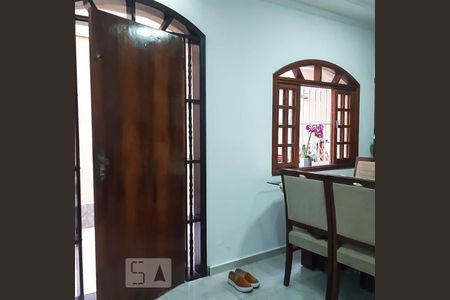 Sala de casa à venda com 4 quartos, 260m² em Conjunto Residencial Salvador Tolezani, São Paulo