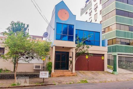 Casa à venda com 1 quarto, 80m² em Jardim Lindóia, Porto Alegre