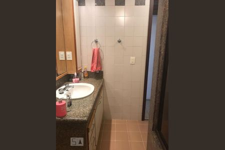 Banheiro Suíte de apartamento à venda com 3 quartos, 147m² em Barra da Tijuca, Rio de Janeiro