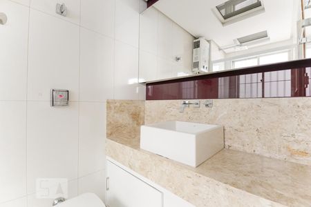 Banheiro suíte de apartamento à venda com 2 quartos, 108m² em Rio Comprido, Rio de Janeiro
