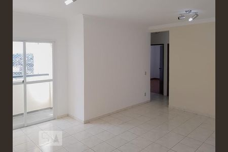 Sala de apartamento para alugar com 3 quartos, 95m² em Vila Gilda, Santo André