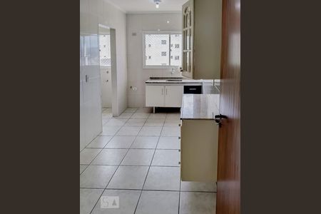 Cozinha de apartamento para alugar com 3 quartos, 95m² em Vila Gilda, Santo André