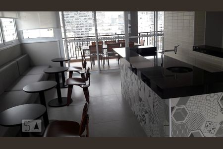 Studio à venda com 32m², 1 quarto e sem vaga Studio à venda com 32m², 1 quarto e sem vagaÁrea Comum - Espaço Gourmet